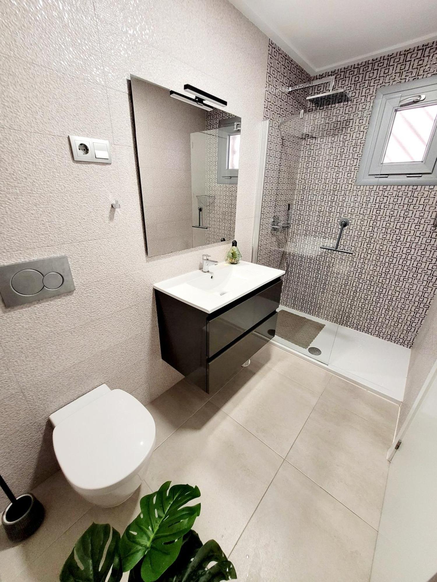 Апартаменти Pmt01 - Modern, Luxury With Heated Pool Торрев'єха Екстер'єр фото