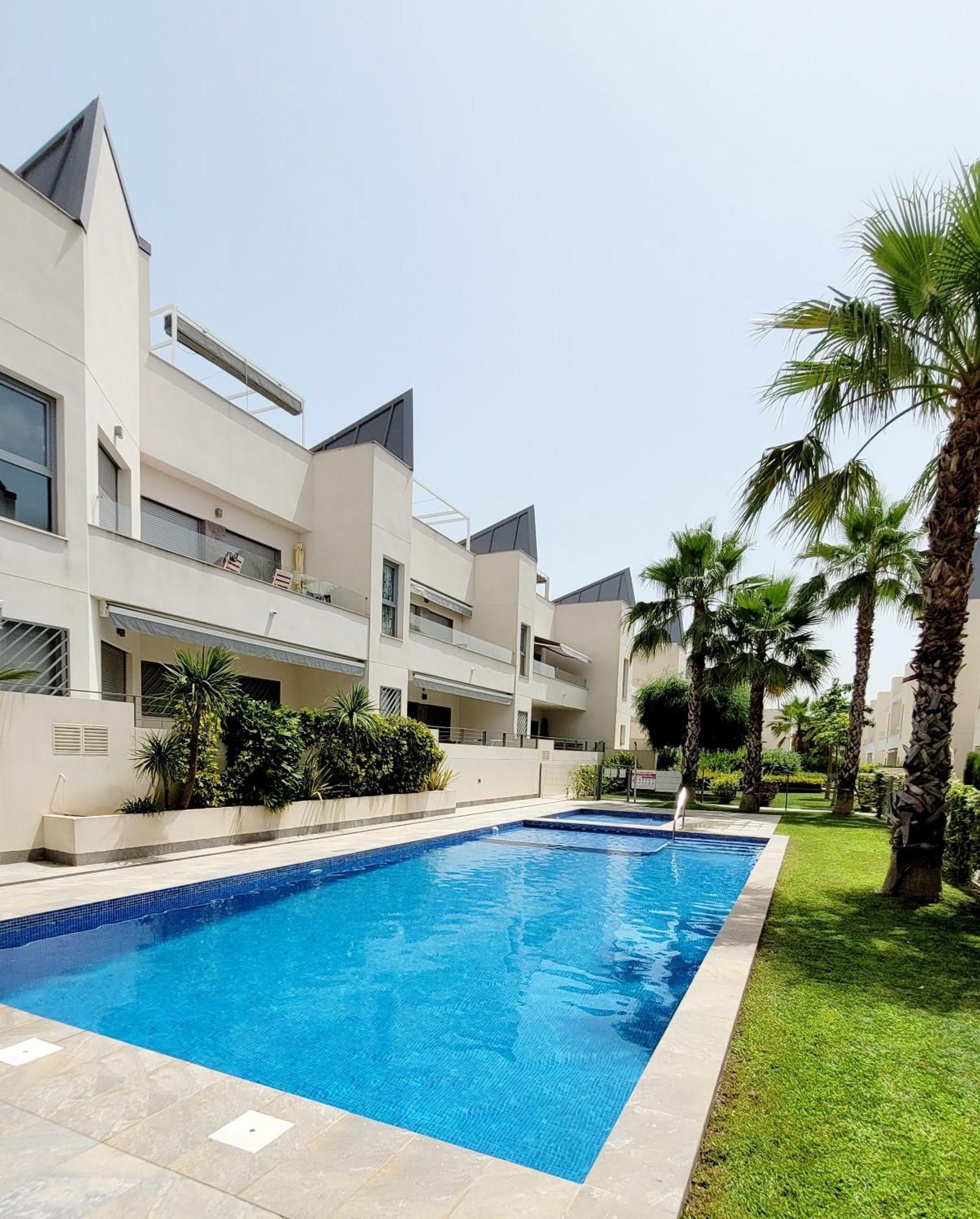 Апартаменти Pmt01 - Modern, Luxury With Heated Pool Торрев'єха Екстер'єр фото